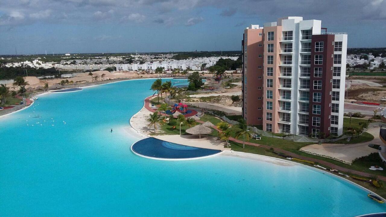 Departamento En Cancun Con 7 Albercas Tipo Playa Y Laguna Exteriér fotografie