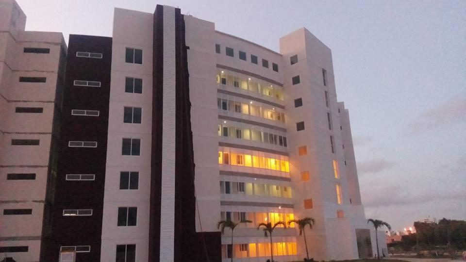 Departamento En Cancun Con 7 Albercas Tipo Playa Y Laguna Exteriér fotografie